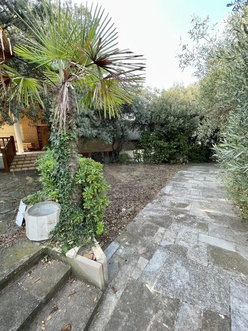 Jardí de Casa o xalet en venda en Castellnou de Bages
