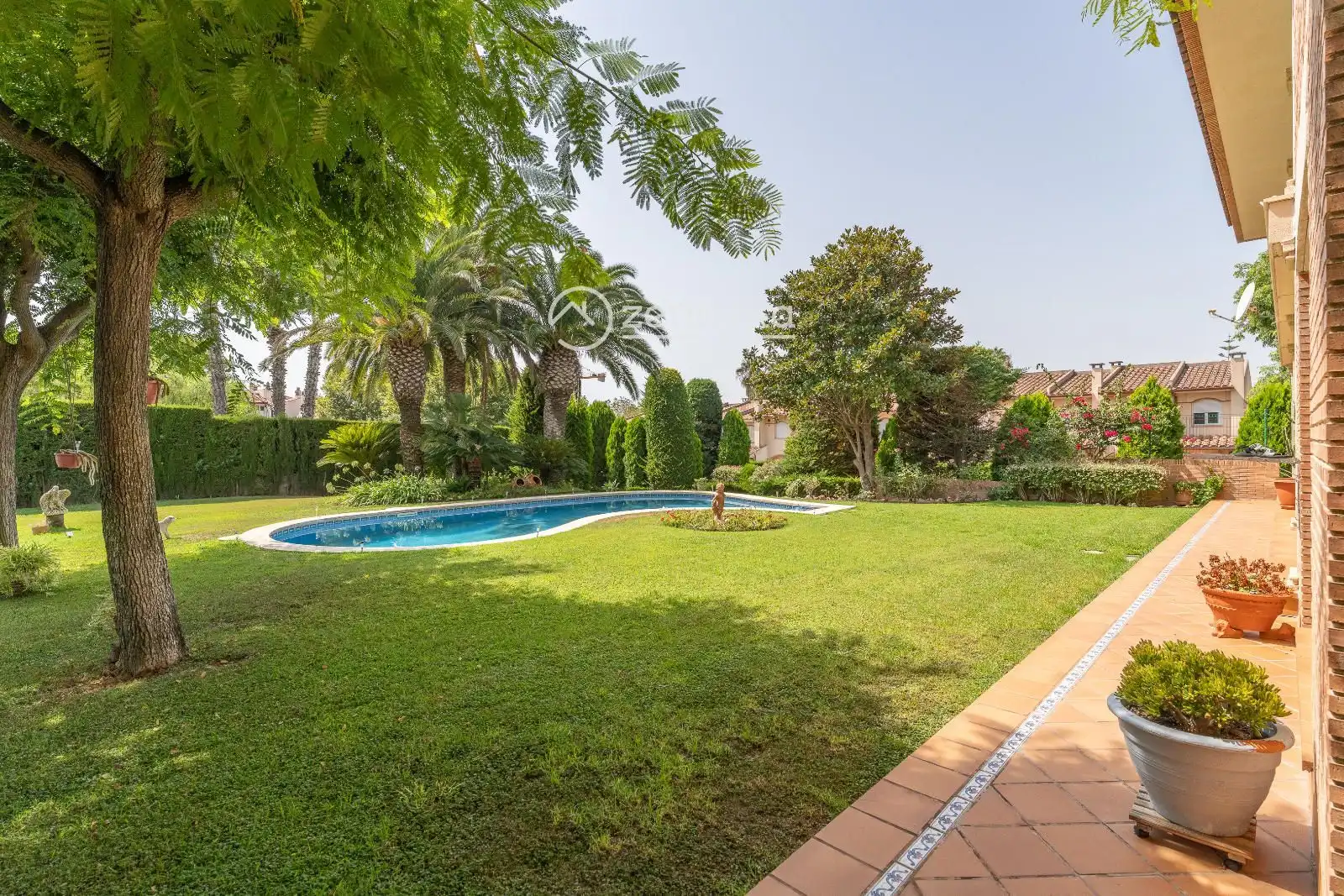 Garden of Houses for sale in Cambrils  with Air Conditioner, Heating and Storage room