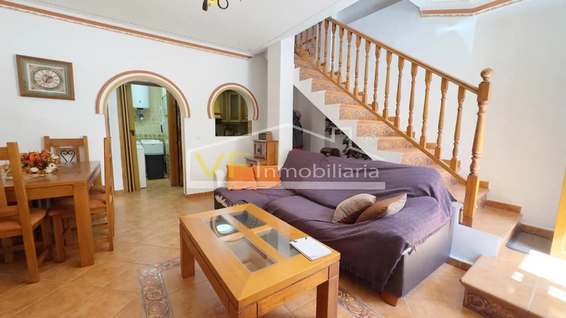 Terraced house for sale in Calle MANUEL LAGUNA, imagen 2
