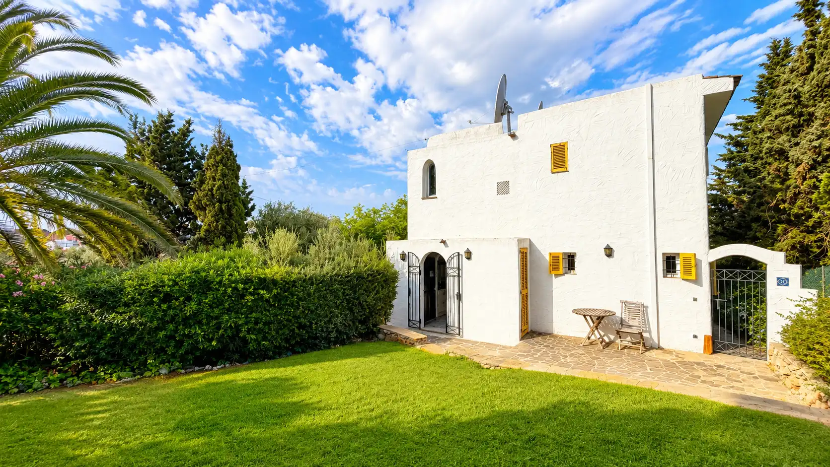 Detached house with terrace for sale in Carrer Baixada al Port 8, imagen 9