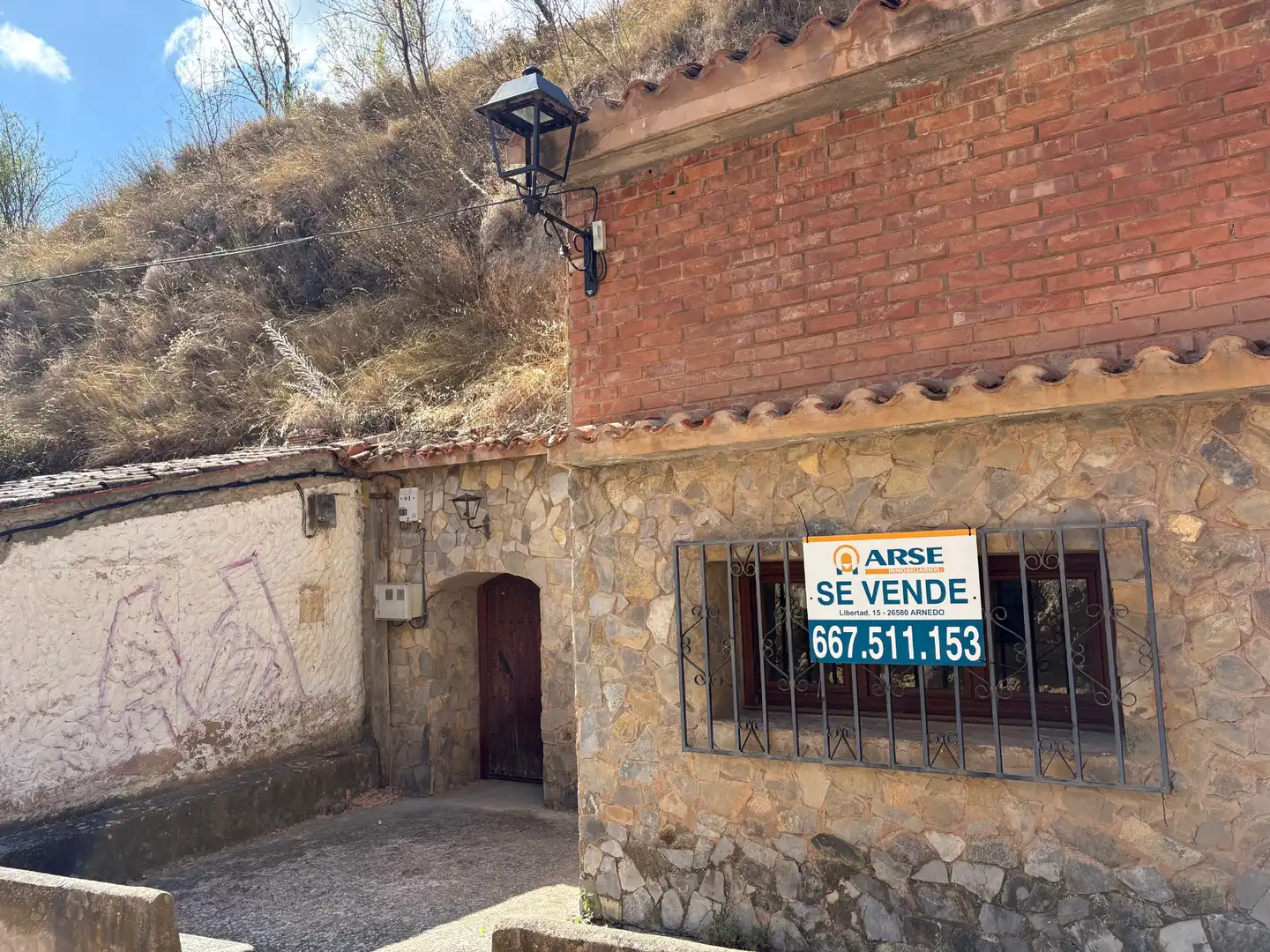 Vista exterior de Local en venda en Arnedillo