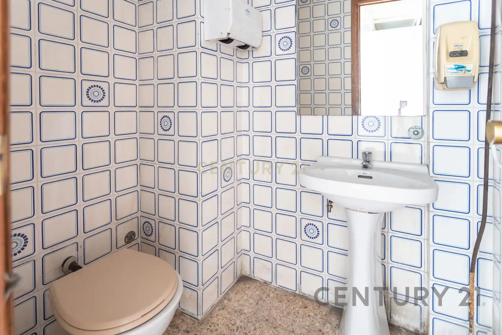 Badezimmer von Büro zum Verkauf in Valencia mit Abstellraum