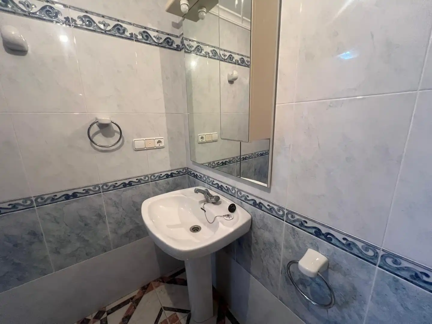 Baño de Casa o chalet en venta en Agres con Jardín privado, Piscina y Amueblado
