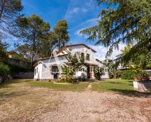 Jardí de Finca rústica en venda en Terrassa amb Terrassa, Piscina i Balcó