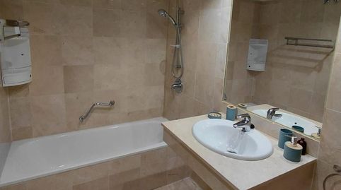Foto 4 de Piso en venta en Los Jardines de Marbella - La Ermita, Marbella