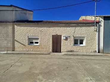 Adossat amb jardí en venda a Calle Real