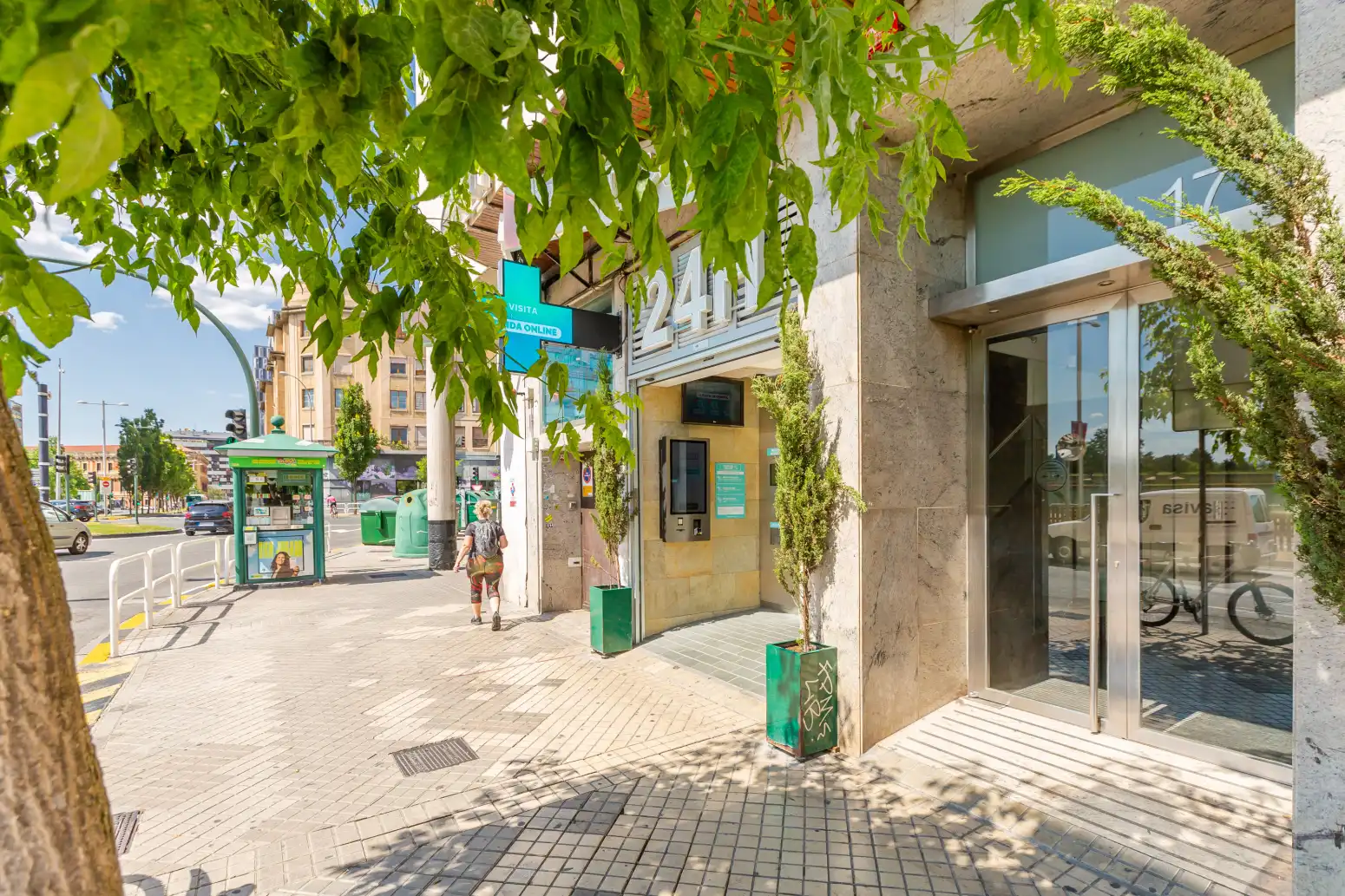 Vista exterior de Piso en venta en  Pamplona / Iruña con Calefacción, Parquet y Terraza