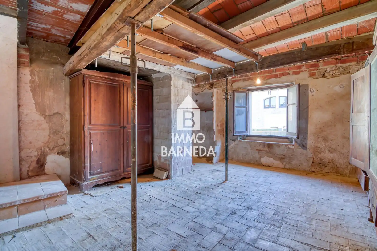 Casa o xalet en venda en Peralada amb Calefacció, Terrassa i Moblat