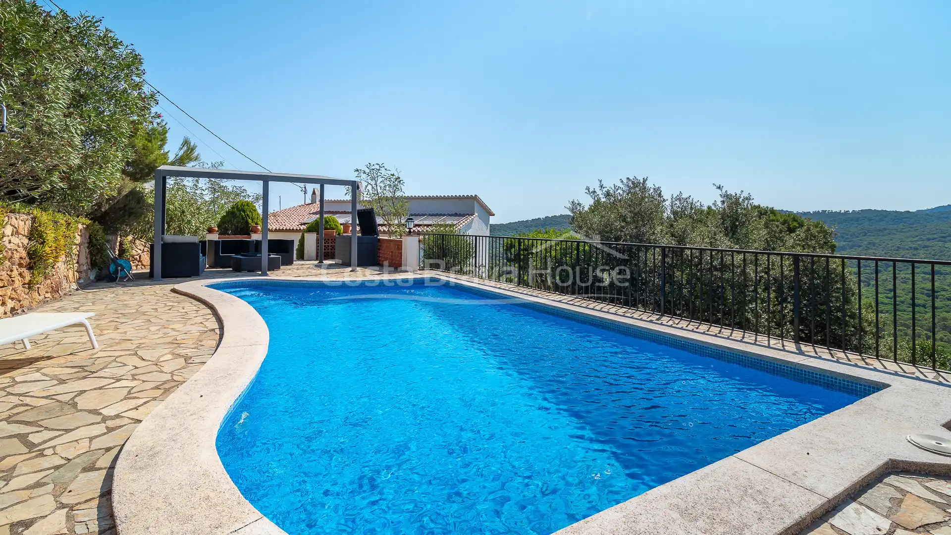House with terrace for sale in Carrer de Varsòvia, imagen 3