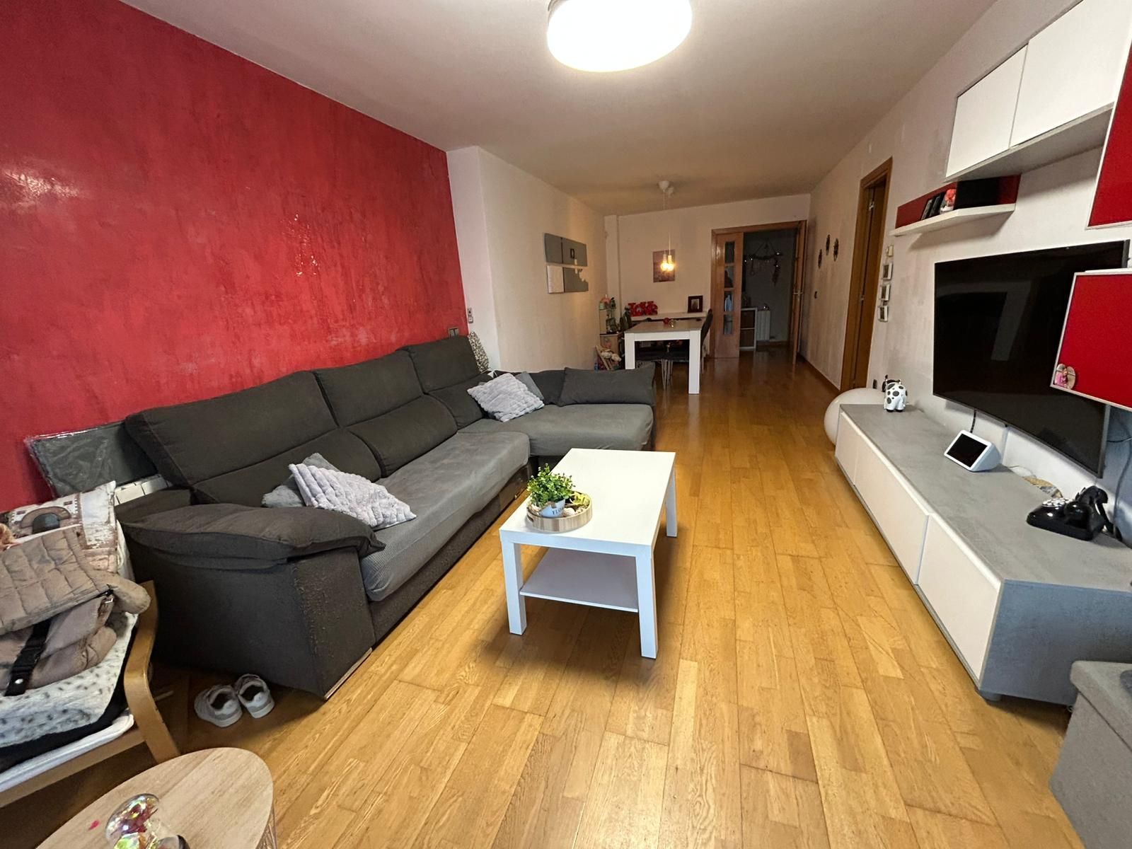 Sala d'estar de Pis en venda en Cunit amb Calefacció, Terrassa i Piscina comunitària