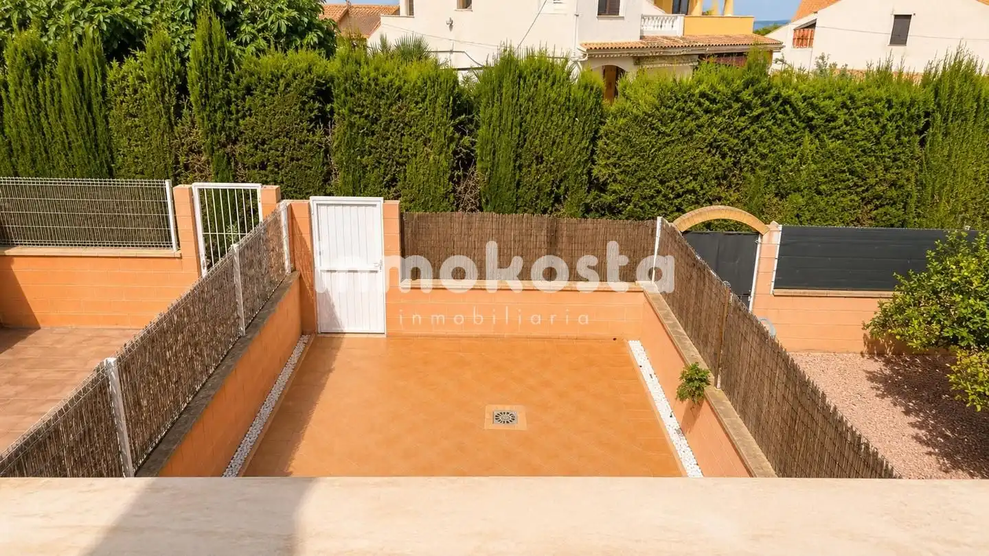 Terrassa de Casa adosada en venda en La Nucia amb Aire condicionat, Jardí privat i Terrassa