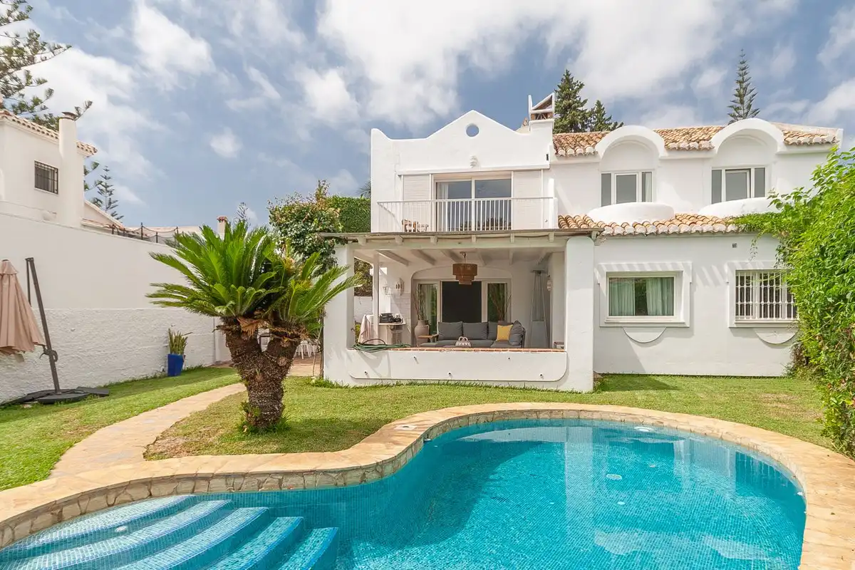 Adosado en venta en Elviria - Cabopino