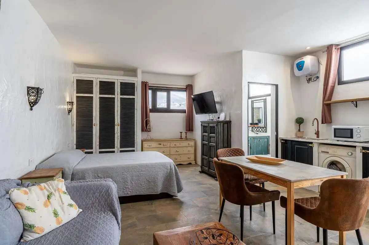 Habitación de Estudio de alquiler en Tías con Amueblado