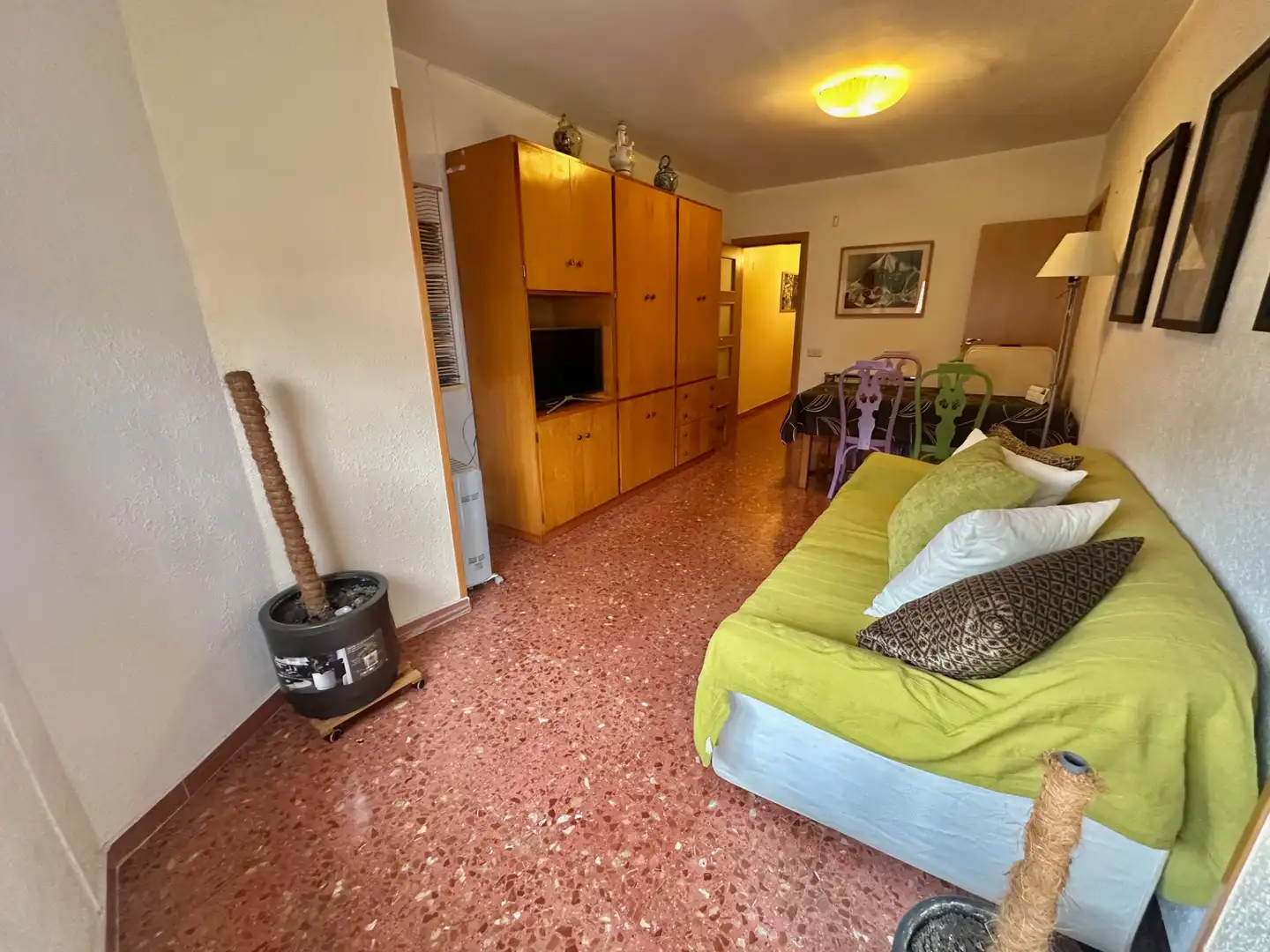 Sala de estar de Piso en venta en Santa Coloma de Gramenet con Calefacción, Amueblado y Horno