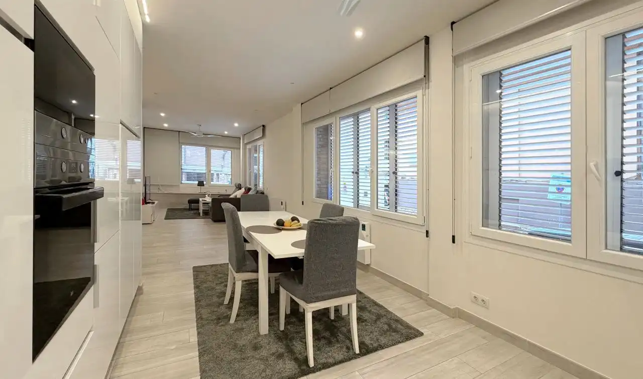 Appartamento con ascensore in vendita a Carrer de Carme Karr, imagen 4