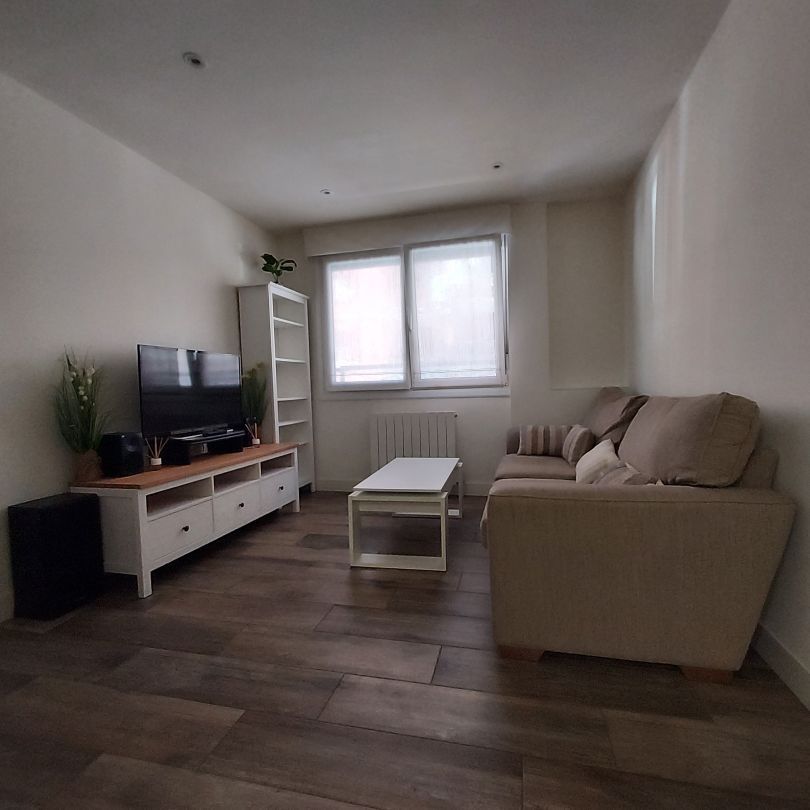 Living room of Flat for sale in Durango  with Heating and Furnished