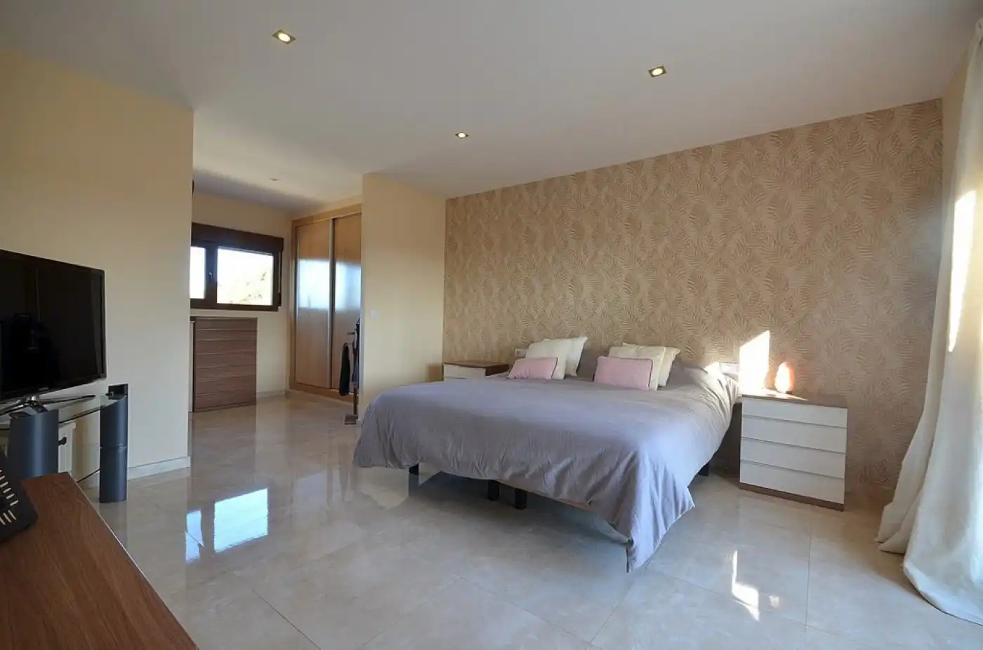 Habitación de Casa o chalet de alquiler en Albacete con Calefacción, Jardín privado y Trastero