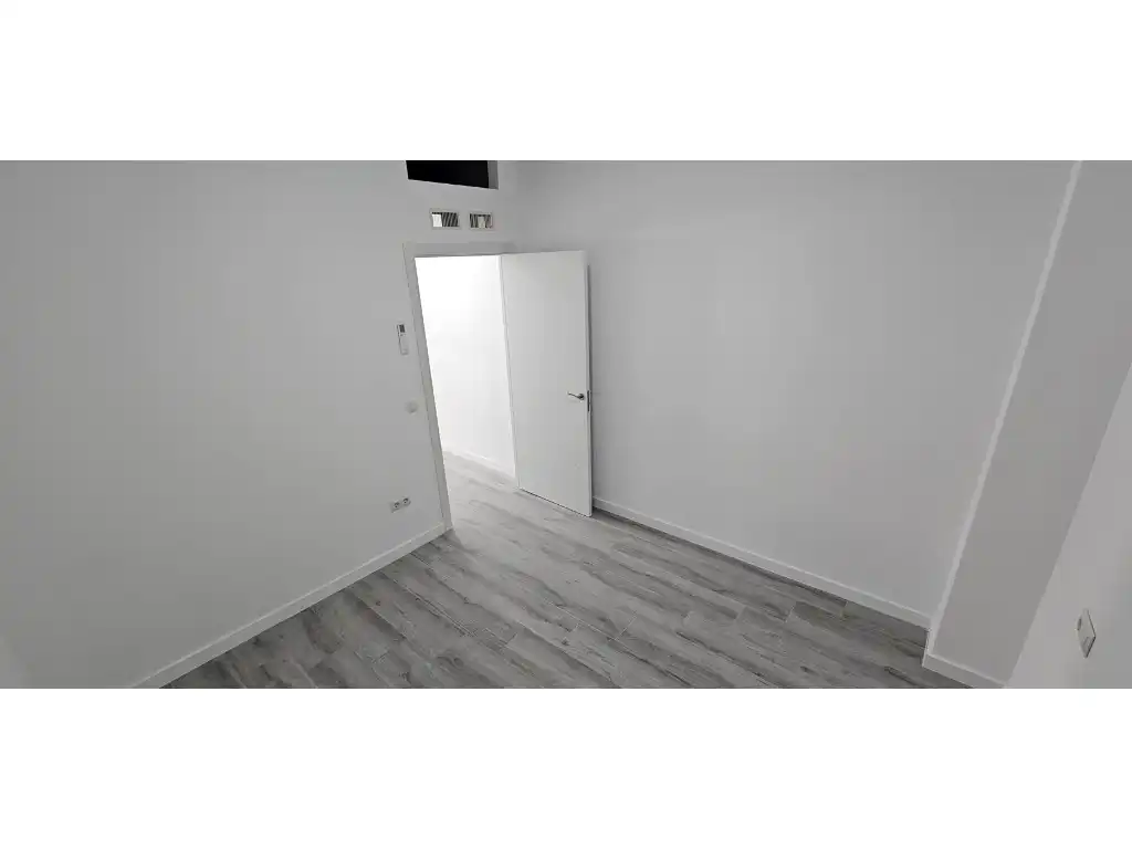 Flat for sale in Calle Miami, 1, La Carihuela - Los Nidos