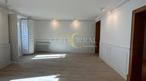 Foto 2 de Piso en venta en Calle de Campoamor, Justicia - Chueca, Madrid