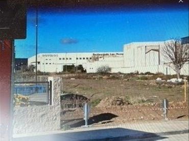 Nau industrial en venda a Calle de Francisco Gasco Santillán 12