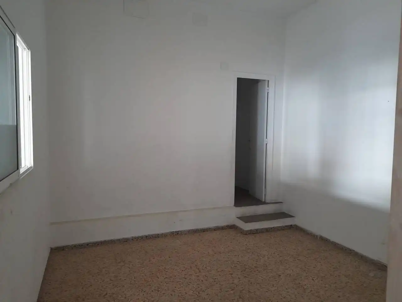 Local commercial à vendre à Avenida Juan Carlos I, imagen 5