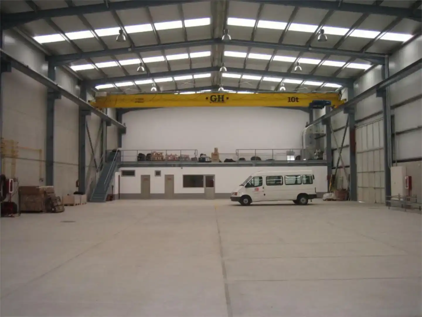 Industrial buildings for rent in Narón
