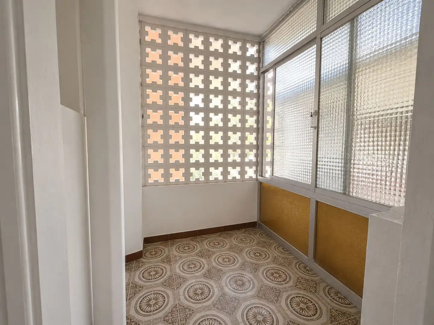 Terraza de Piso en venta en L'Hospitalet de Llobregat con Balcón