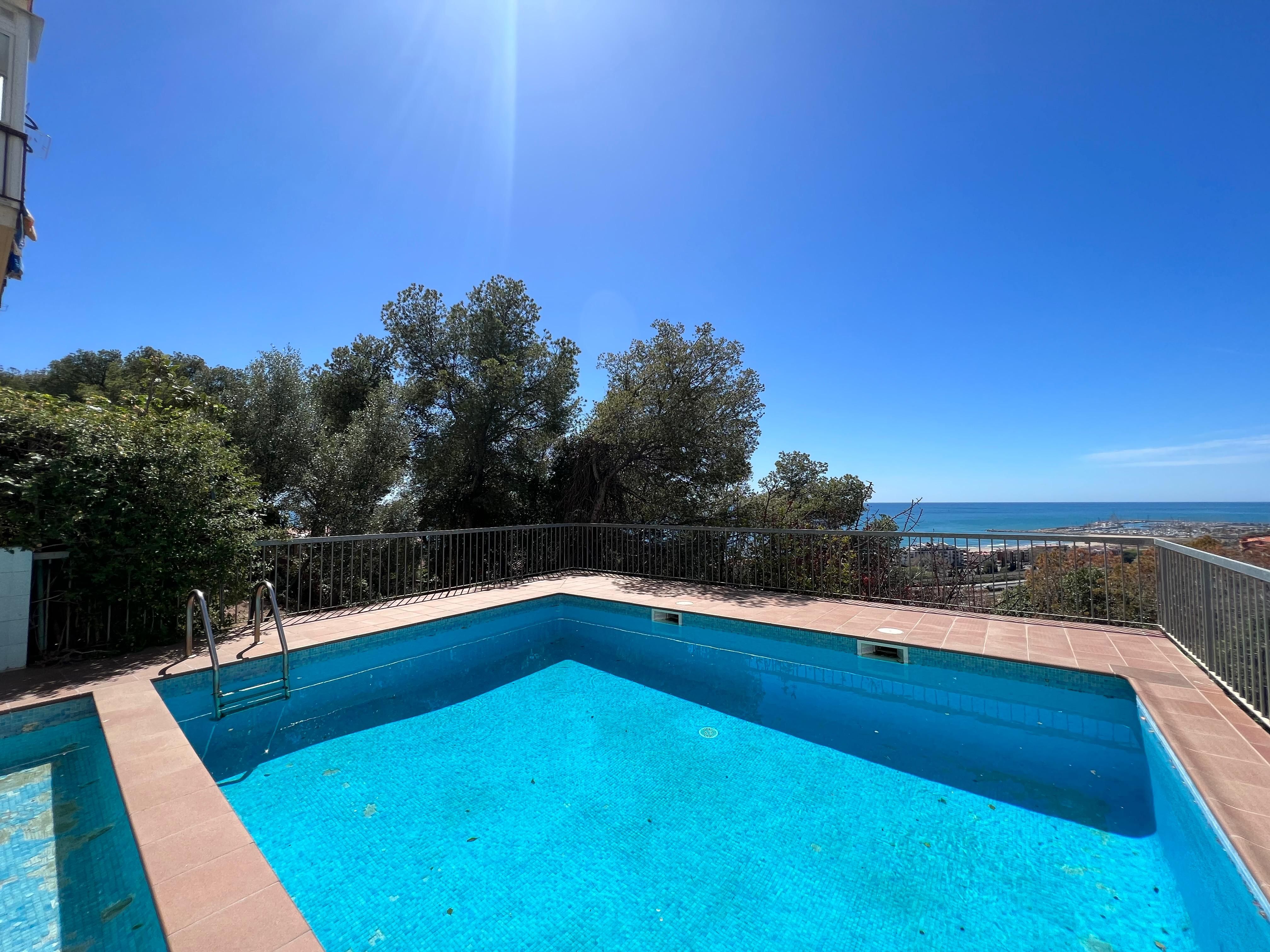 Piscina de Apartament en venda en Sitges amb Aire condicionat, Calefacció i Terrassa