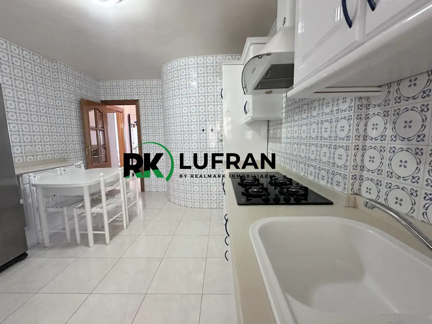 Cuina de Pis en venda en Alicante / Alacant amb Terrassa, Moblat i Piscina comunitària