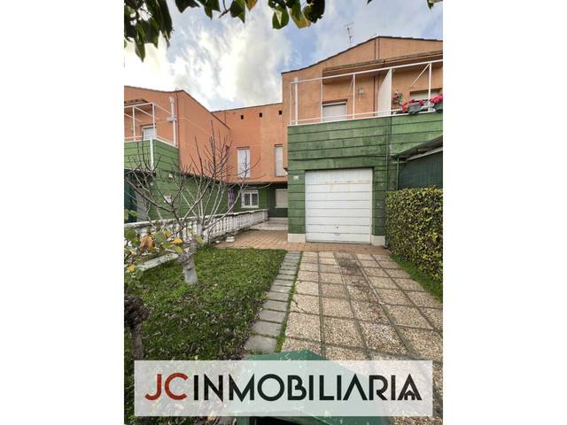 Casa-chalet en Venta en Avenida Valladolid, 29 en Aldeamayor de San Martín