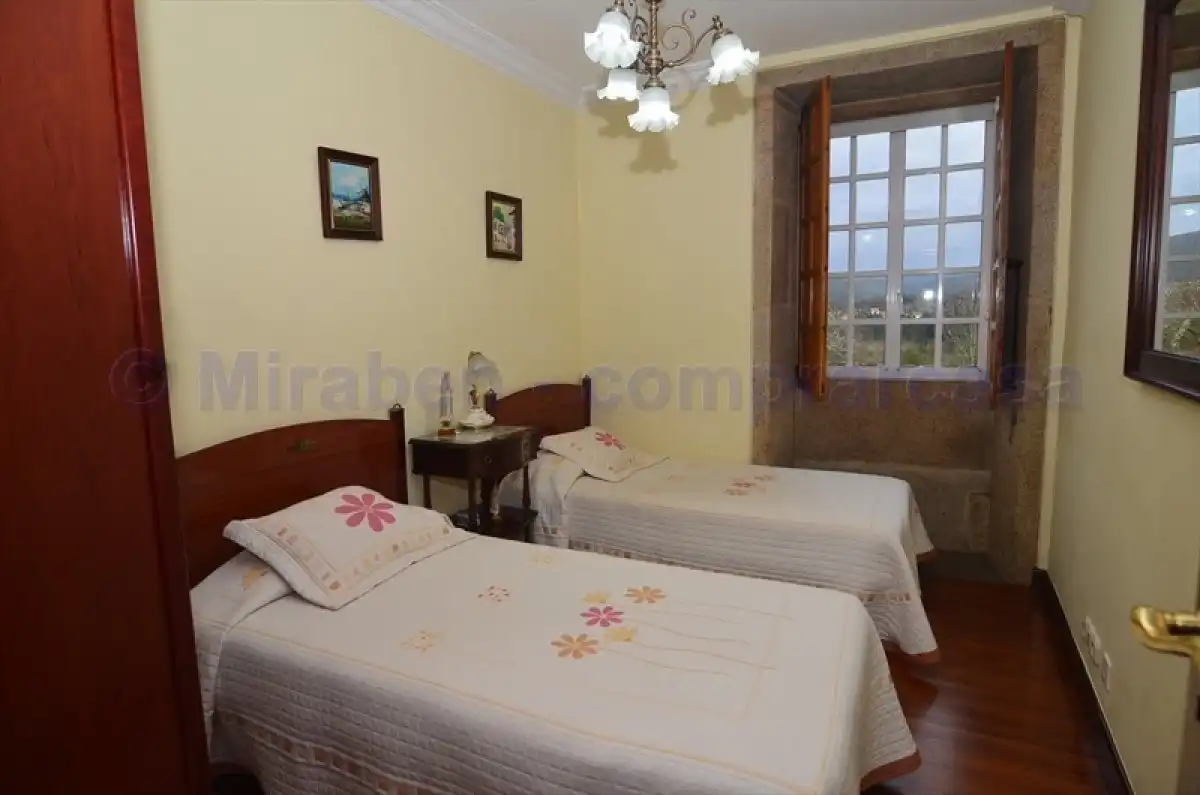 Bedroom of Country homes for sale in Padrón  with Heating, Private garden and Terrace