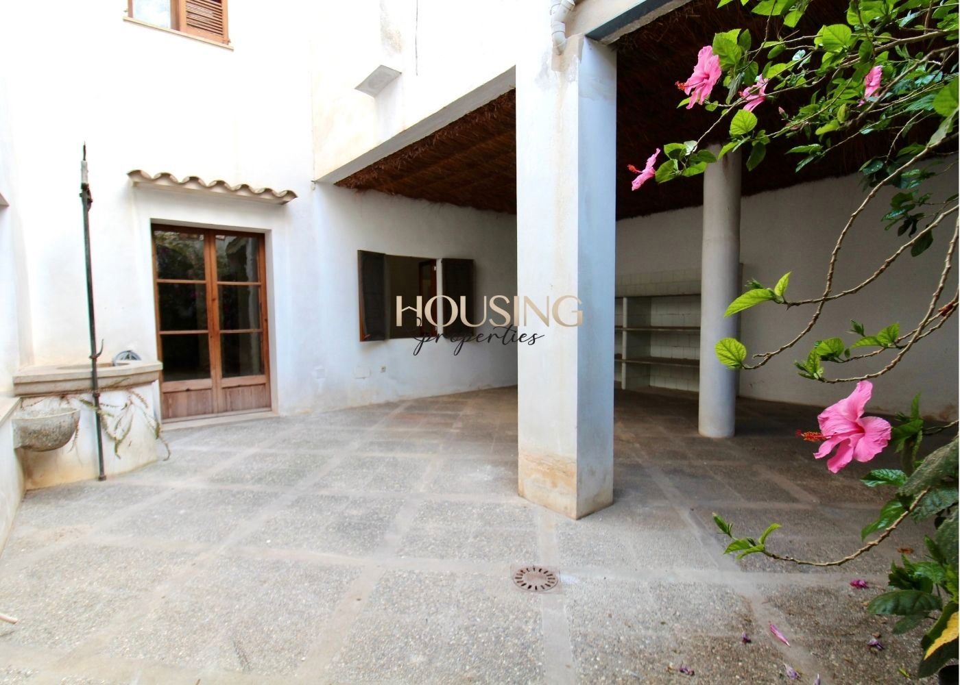 Exterior view of Single-family semi-detached for sale in Llucmajor  with Terrace