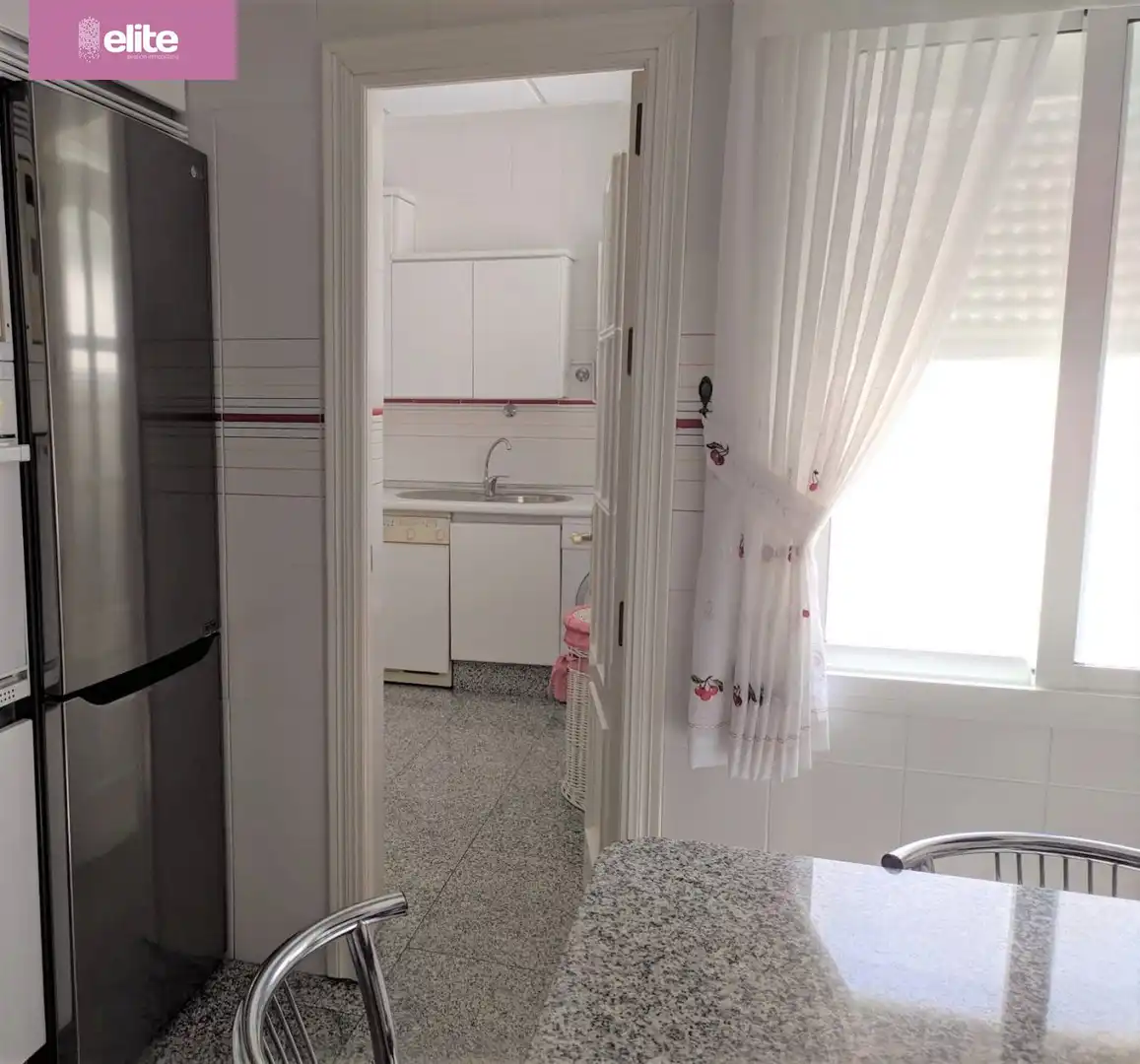 Kitchen of Flat for sale in Jerez de la Frontera  with Air Conditioner, Terrace and Storage room