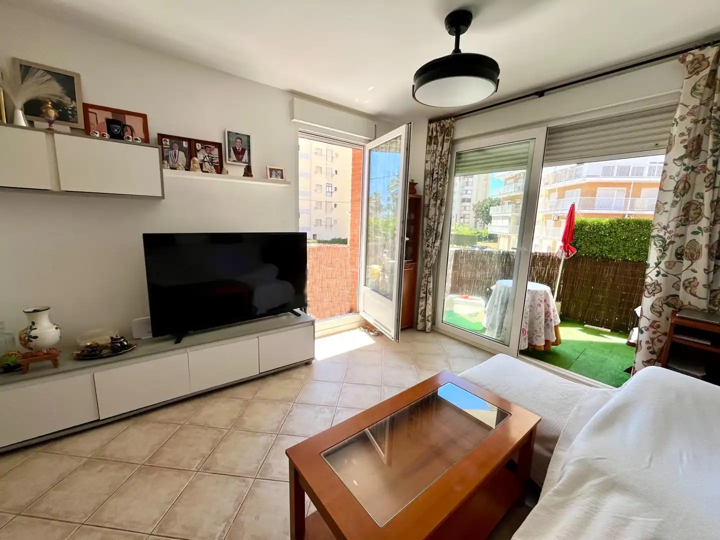 Sala d'estar de Pis en venda en El Campello amb Terrassa, Traster i Balcó