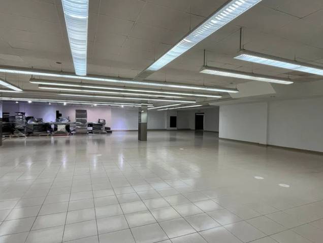 Local comercial en Alquiler en Migjorn