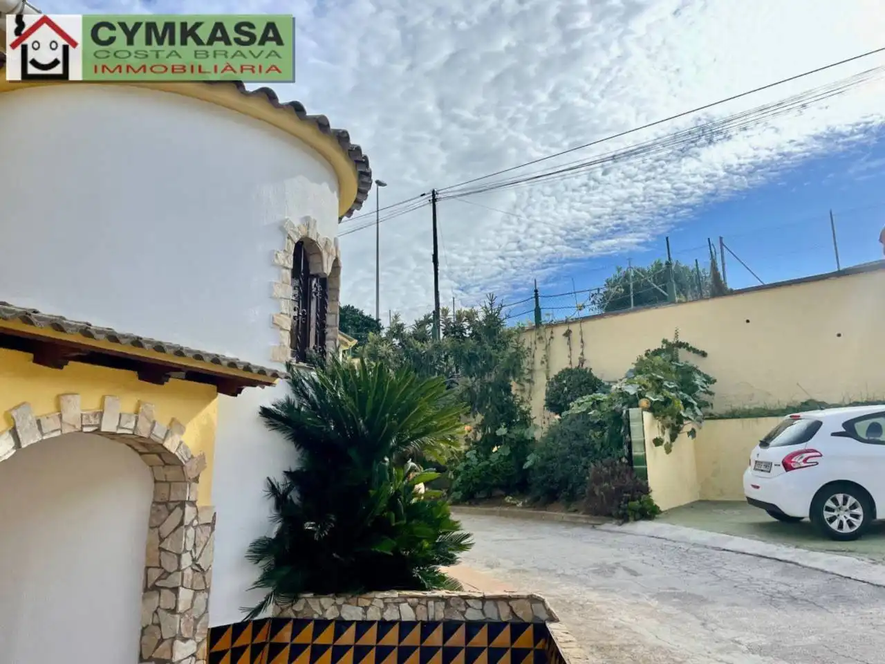 Vista exterior de Casa o xalet en venda en Lloret de Mar amb Aire condicionat, Calefacció i Jardí privat