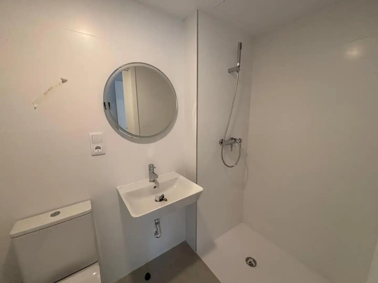 Baño de Piso en venta en Sabadell con Aire acondicionado y Calefacción
