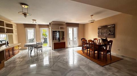 Foto 5 de Casa adosada en venda a Aljamar, Tomares