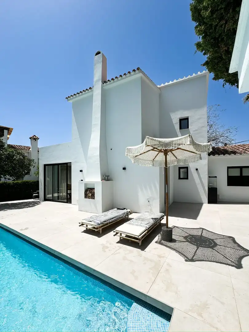 Houses for rent in ROSALIA DE CASTRO-CAMPANA, 10, Las Brisas
