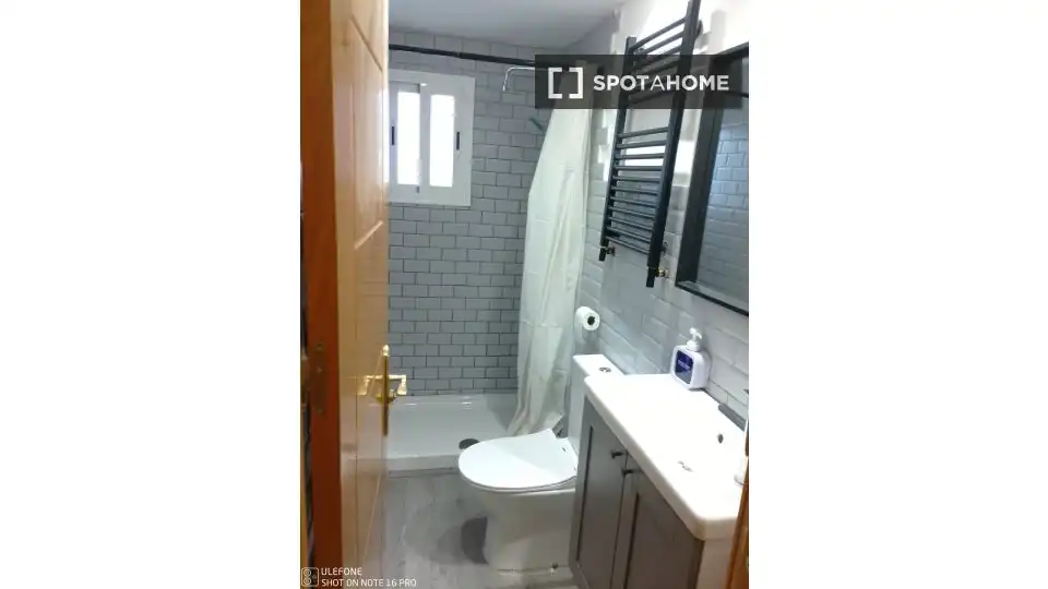 Room in Lucero