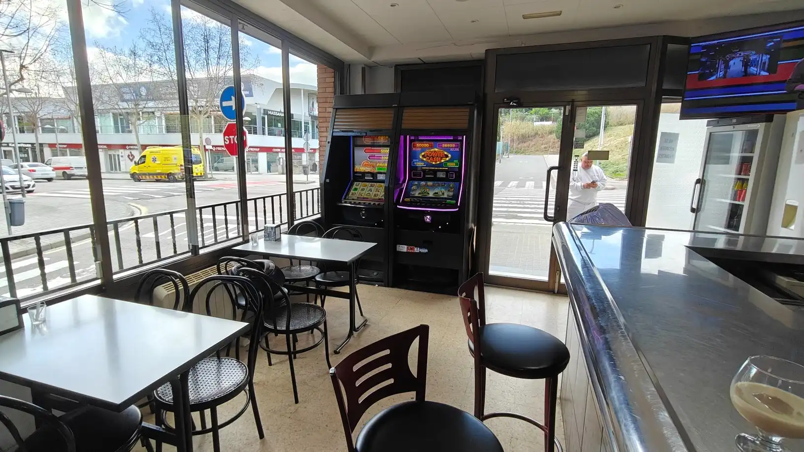 Local en traspaso en Mataró con Aire acondicionado, Calefacción y Terraza