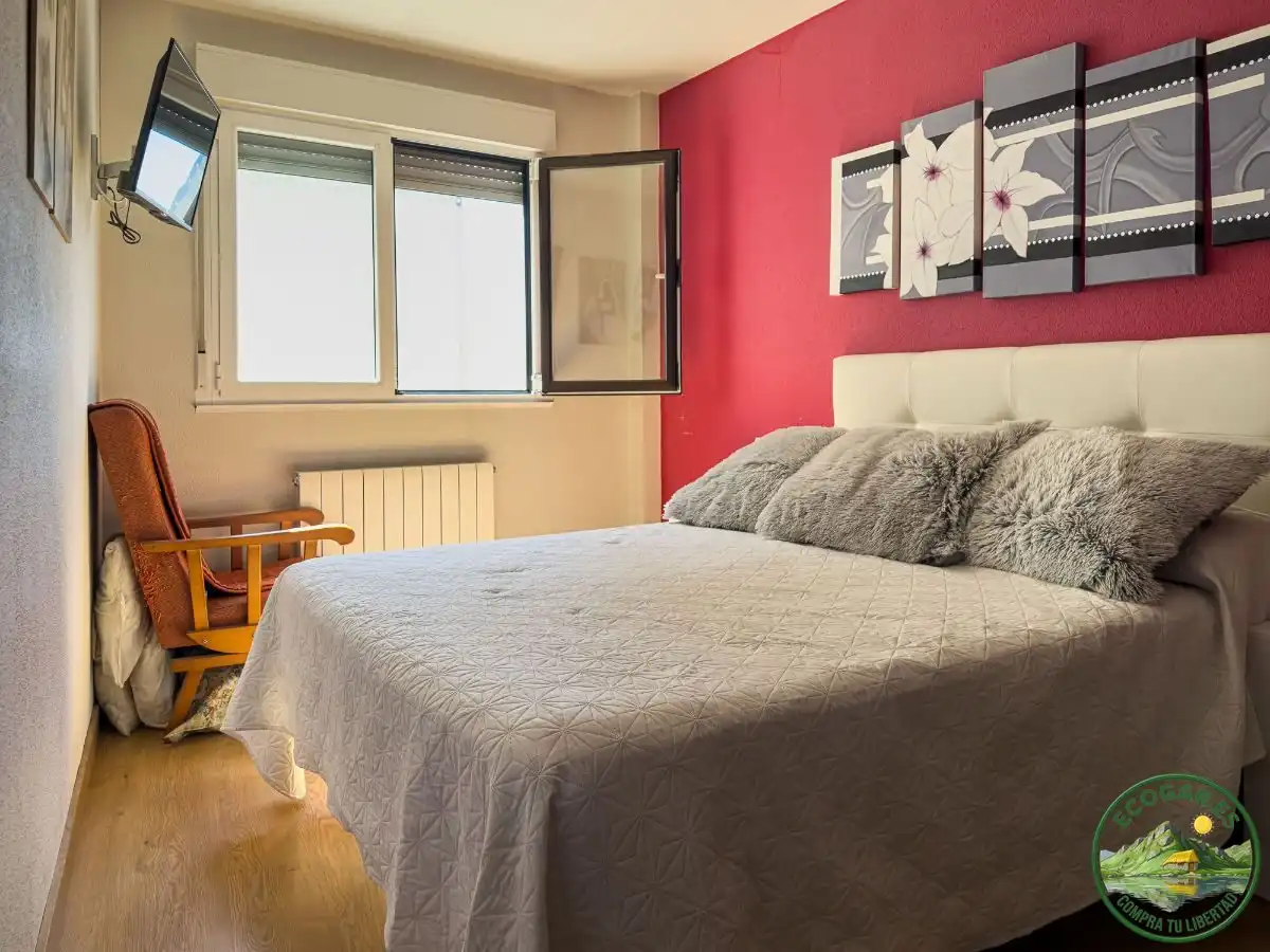 Habitación de Piso en venta en Toral de los Vados con Calefacción, Terraza y Trastero