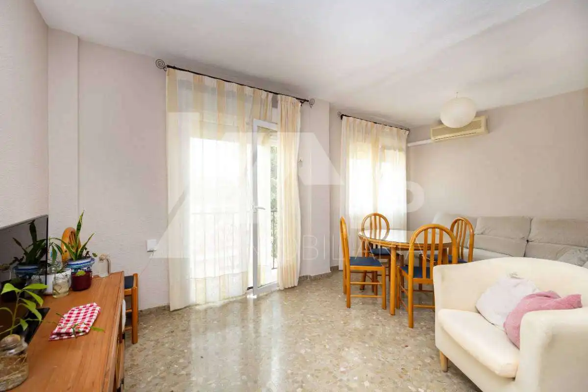 Flat with terrace for sale in Calle Belén, imagen 4