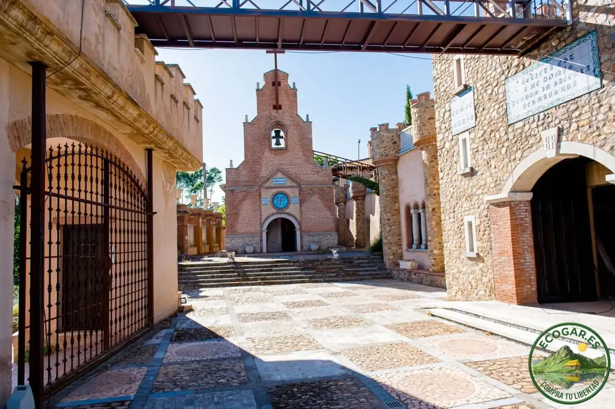 Vista exterior de Casa o xalet en venda en Quintana del Castillo amb Calefacció, Jardí privat i Terrassa