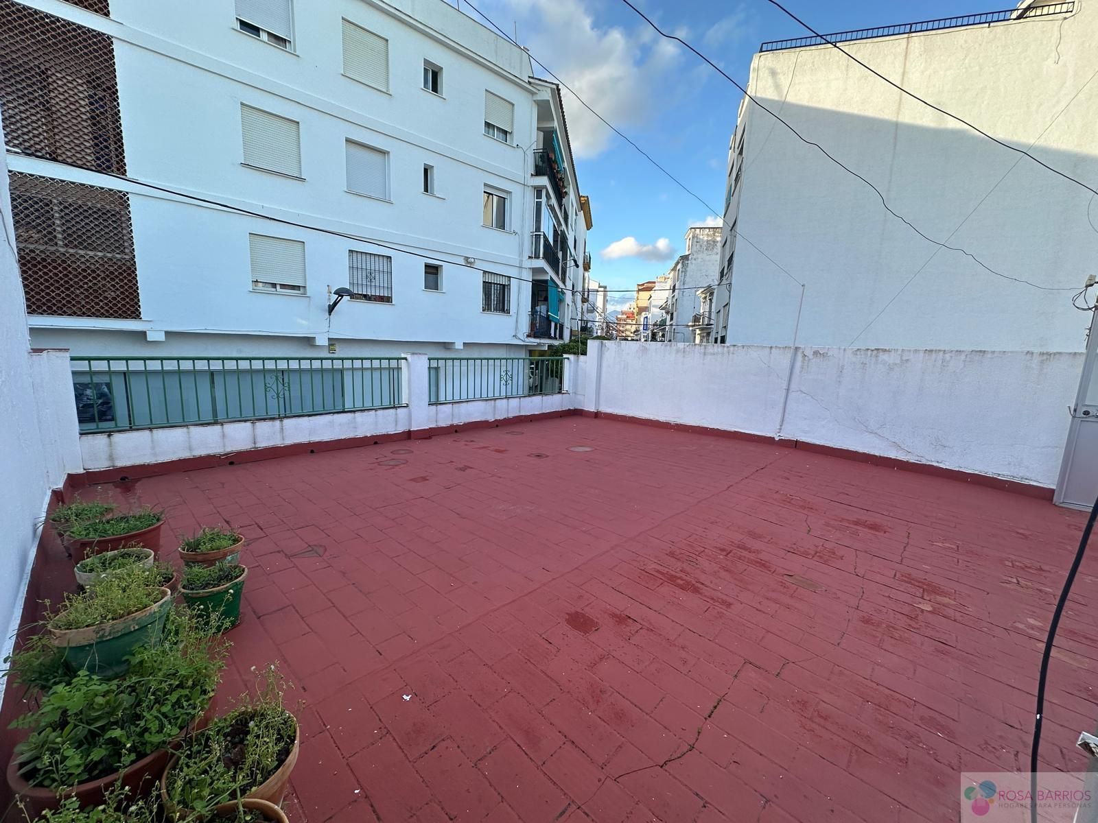 Vista exterior de Casa o xalet en venda en Marbella amb Terrassa