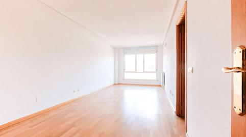 Photo 2 of Flat for sale in C/ Alcalde Bravo García, Tejares - Chamberí - Alcades, Salamanca Capital