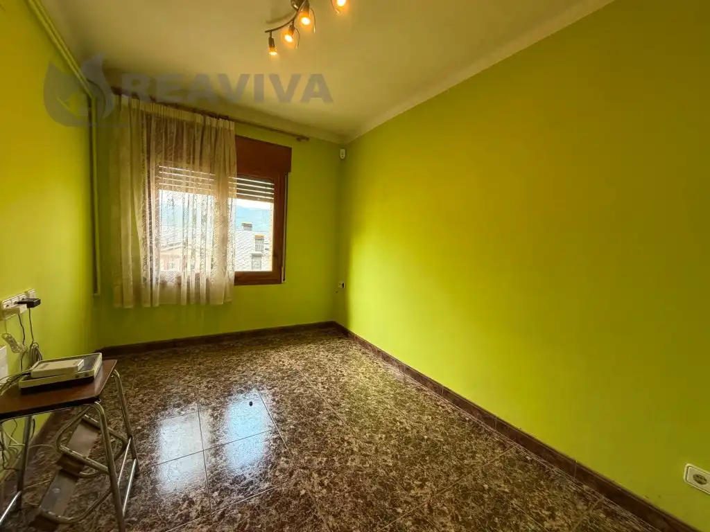 Bedroom of Flat for sale in La Seu d'Urgell  with Balcony