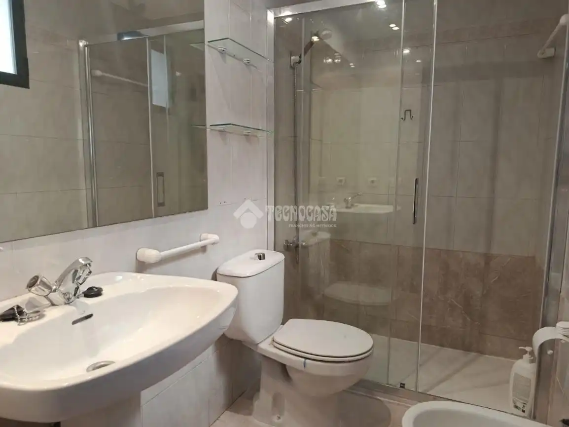Baño de Piso en venta en Córdoba con Aire acondicionado