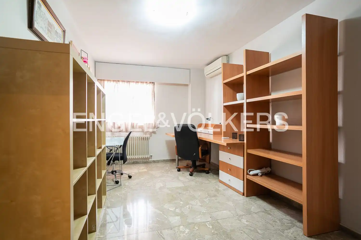 Piso en venta en Valencia con Aire acondicionado, Calefacción y Balcón