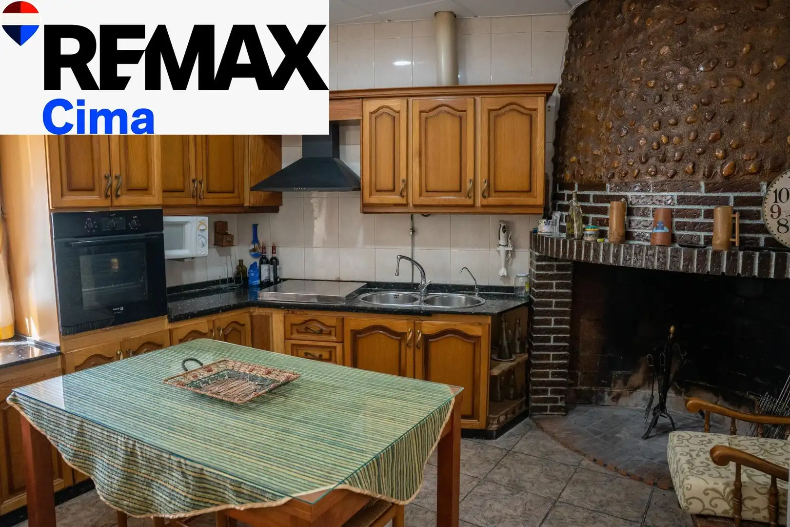 Kitchen of Houses for sale in Zújar  with Air Conditioner, Heating and Furnished